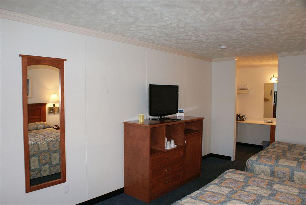 Harbor Lights Resort Frankfort Exterior foto