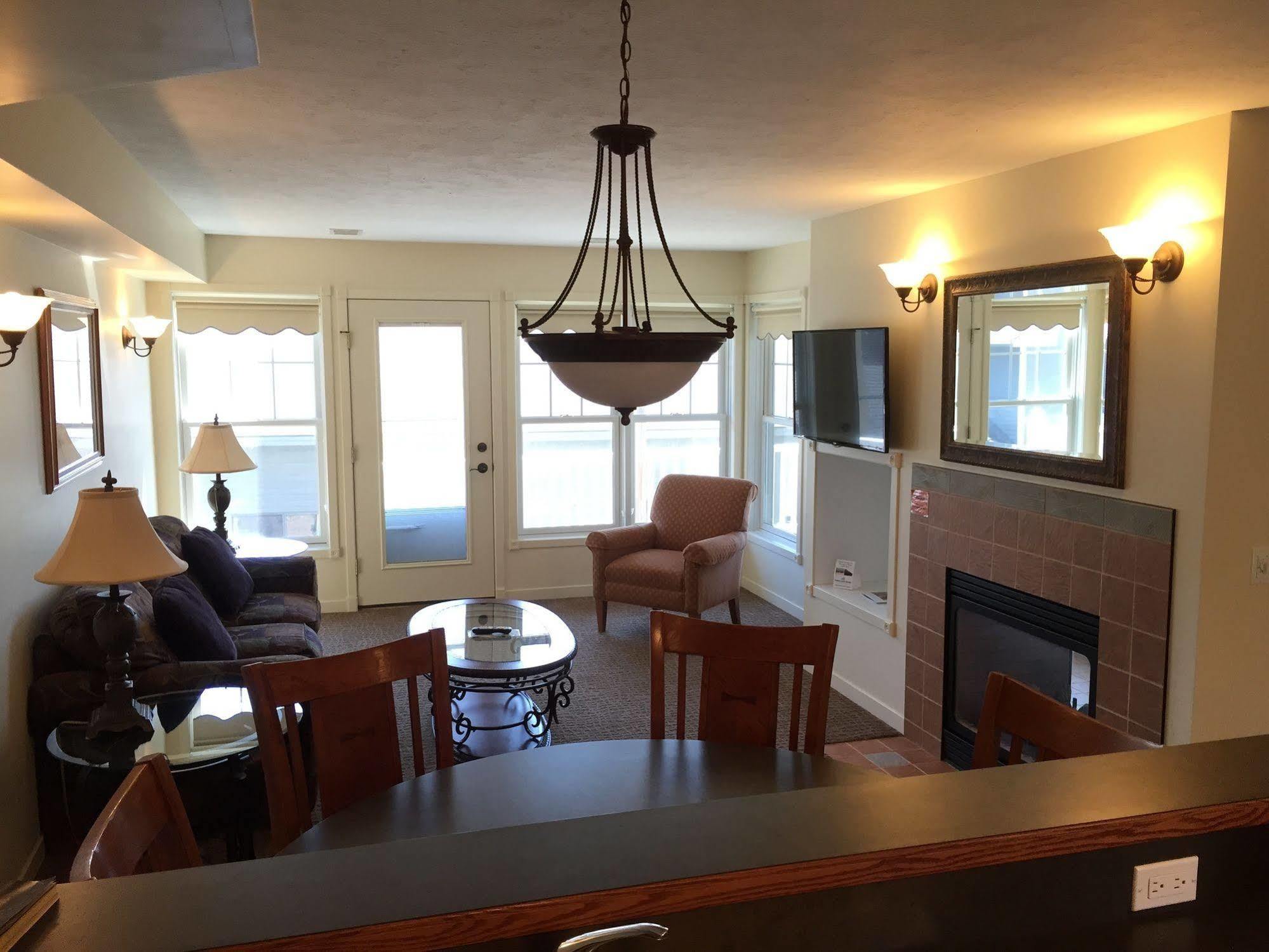 Harbor Lights Resort Frankfort Exterior foto